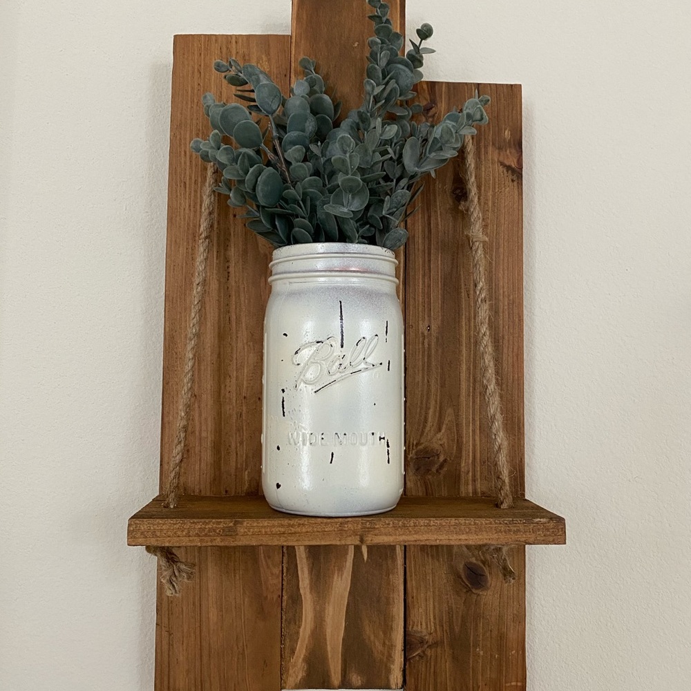 Rustic wall decor good for entry way or bedroom.